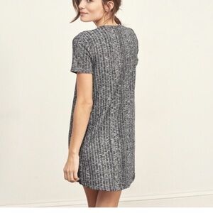 Abercrombie & Fitch Ribbed Short Sleeve Knit Dress Dark Gray & White Size XS